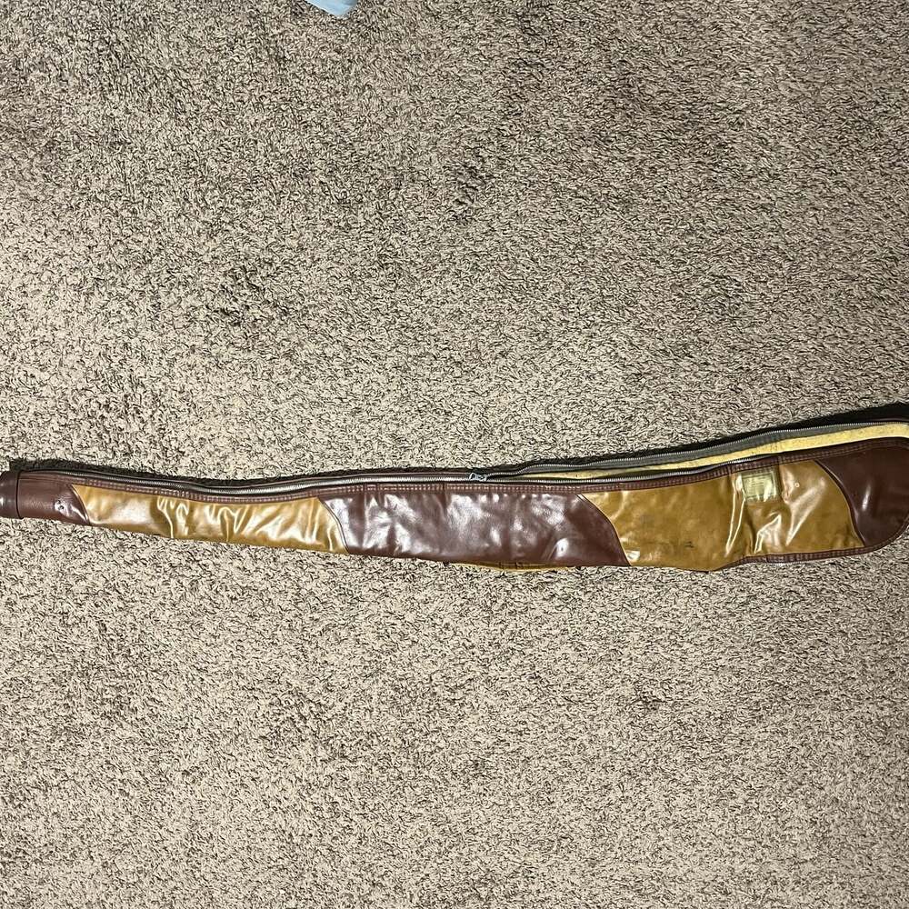 Vintage Apache Model 550 Brown Vinyl Soft Rifle Case with Fleece Lining